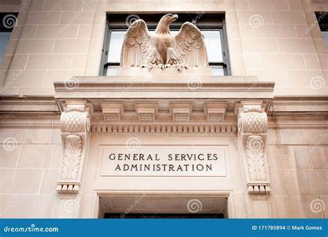 股票配资专业 Adobe与美政府达成协议 软件价格将下调70%